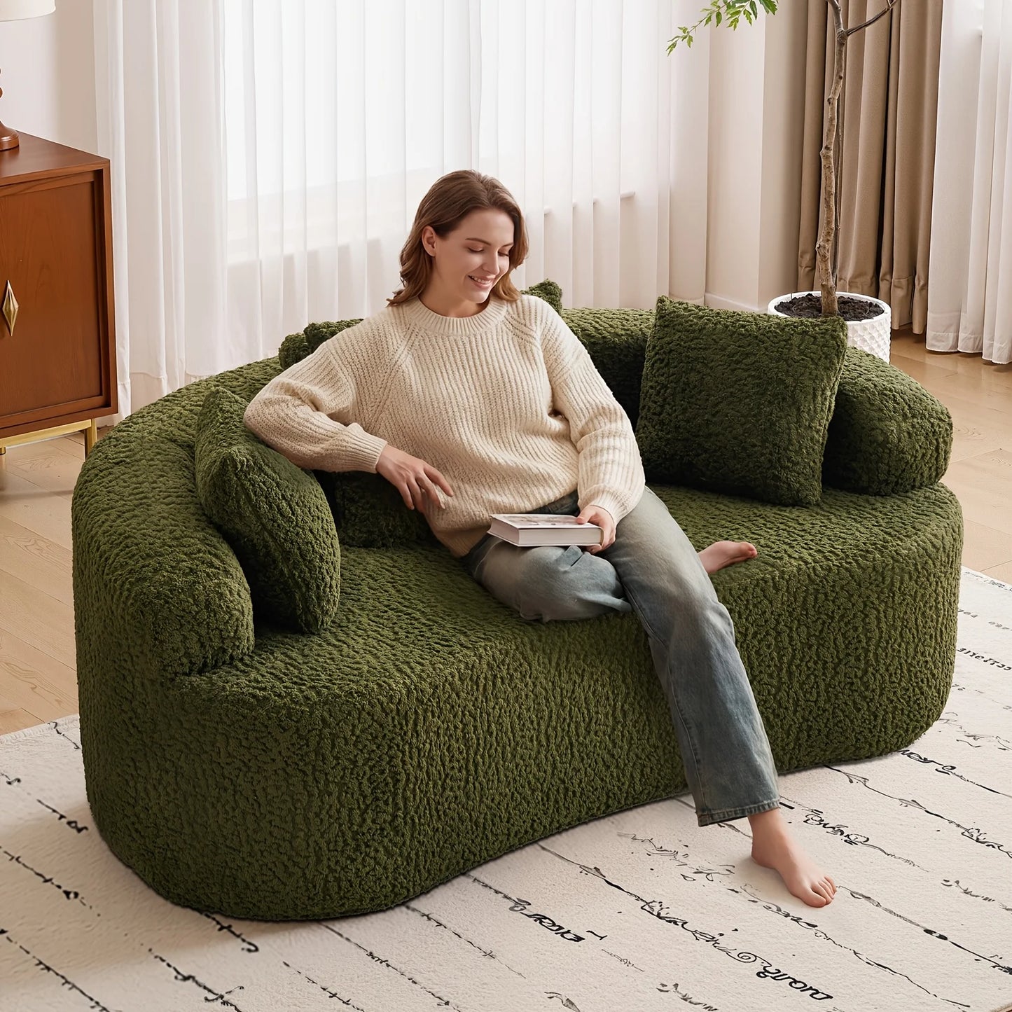PIYRQ Modern Curved Loveseat Sofa in Plush Chenille Upholstery