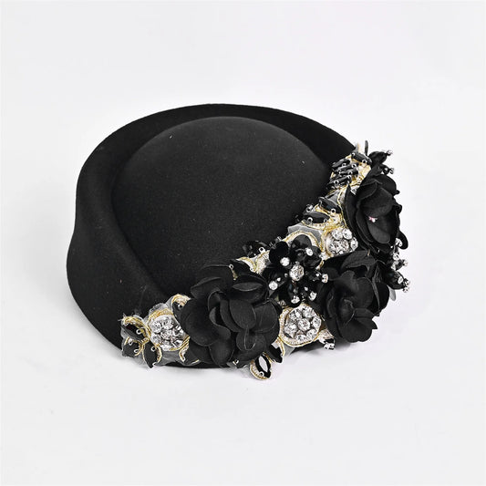 NONECN Vintage Pearl-Embellished Beret Hat for Women Classic French Style