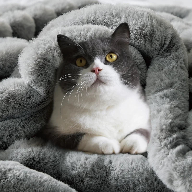 NONECN Faux Fur Throw Blanket Plush 3D Striped Ultra Soft