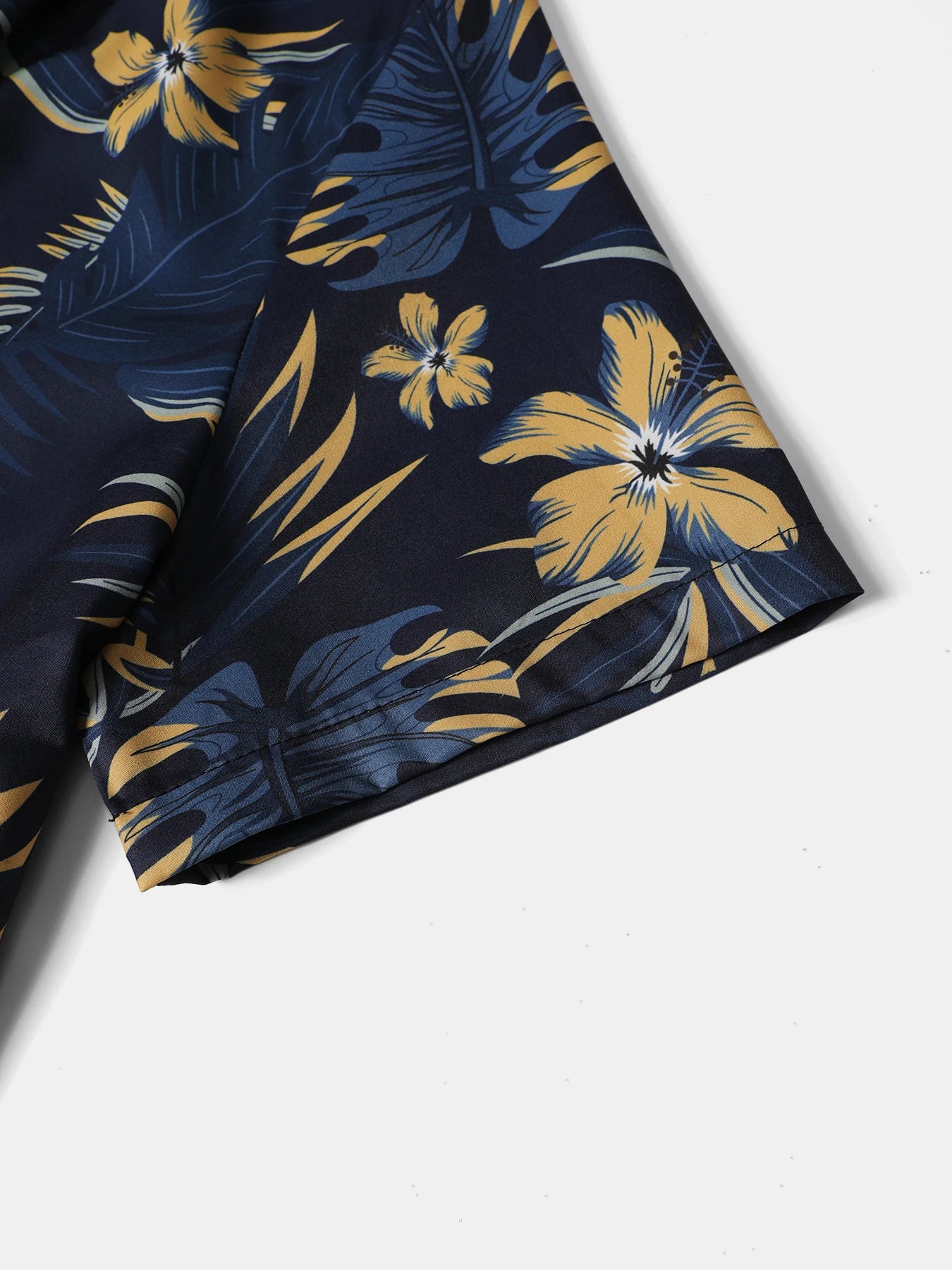 NONECN Men's Summer 2 Piece Printed Shirt And Shorts Set