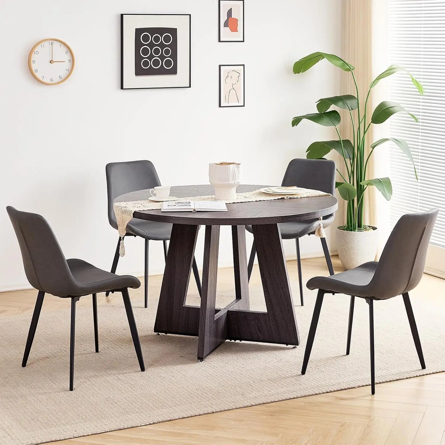 Mid-Century Round Dining Table Set With 4 Metal Leg Chairs