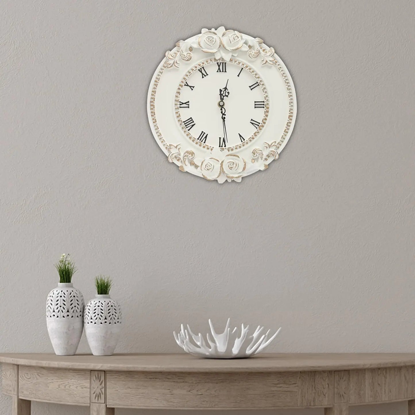 European Style Resin Wall Clock With Angel Rose Relief