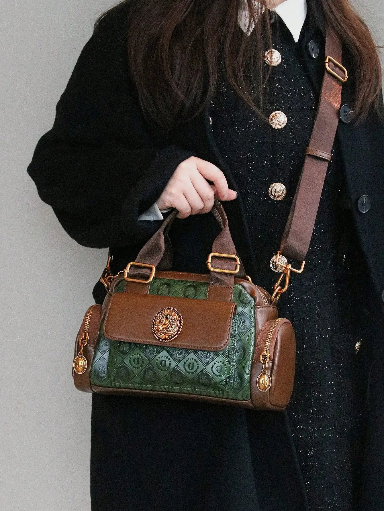 NONECN Fashion Multi-Pocket Handbag For Women Joker Shoulder Bag