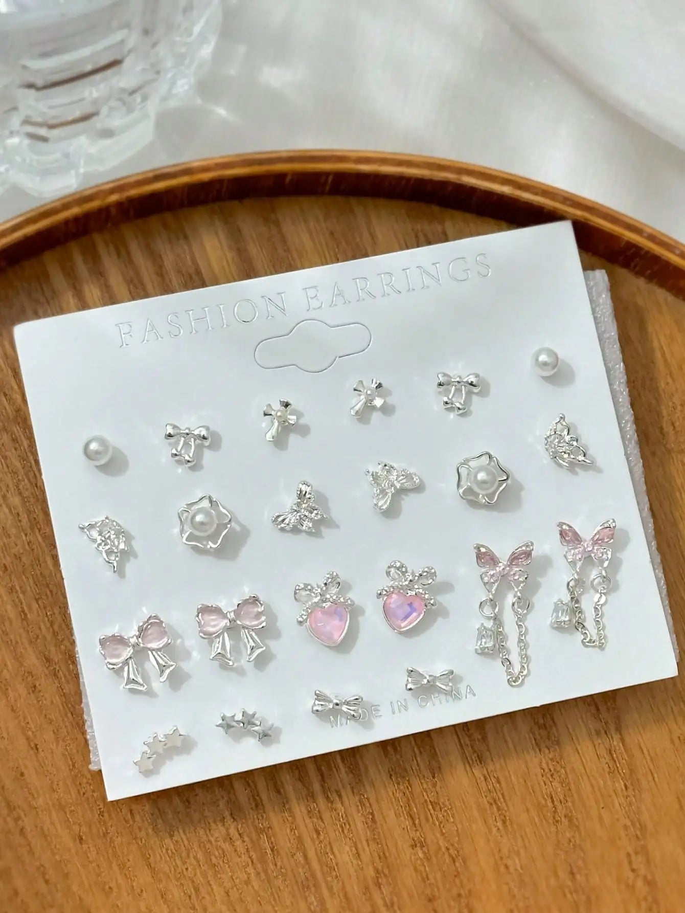 Cat Eye Stud Earrings Set With Bow And Glitter Rhinestones Zinc Alloy