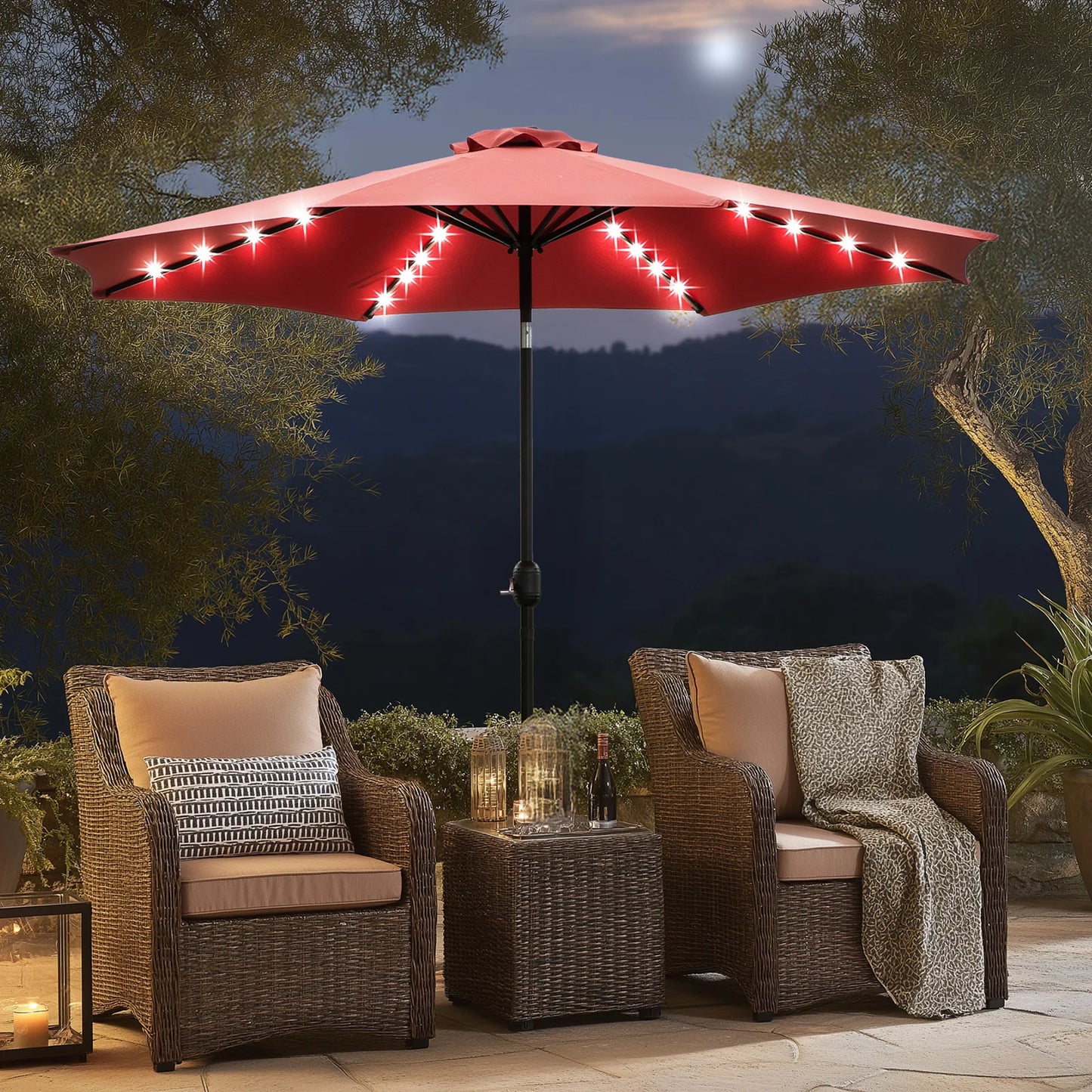 JHK Solar Patio Umbrella With 32 LED Lights UV-Resistant