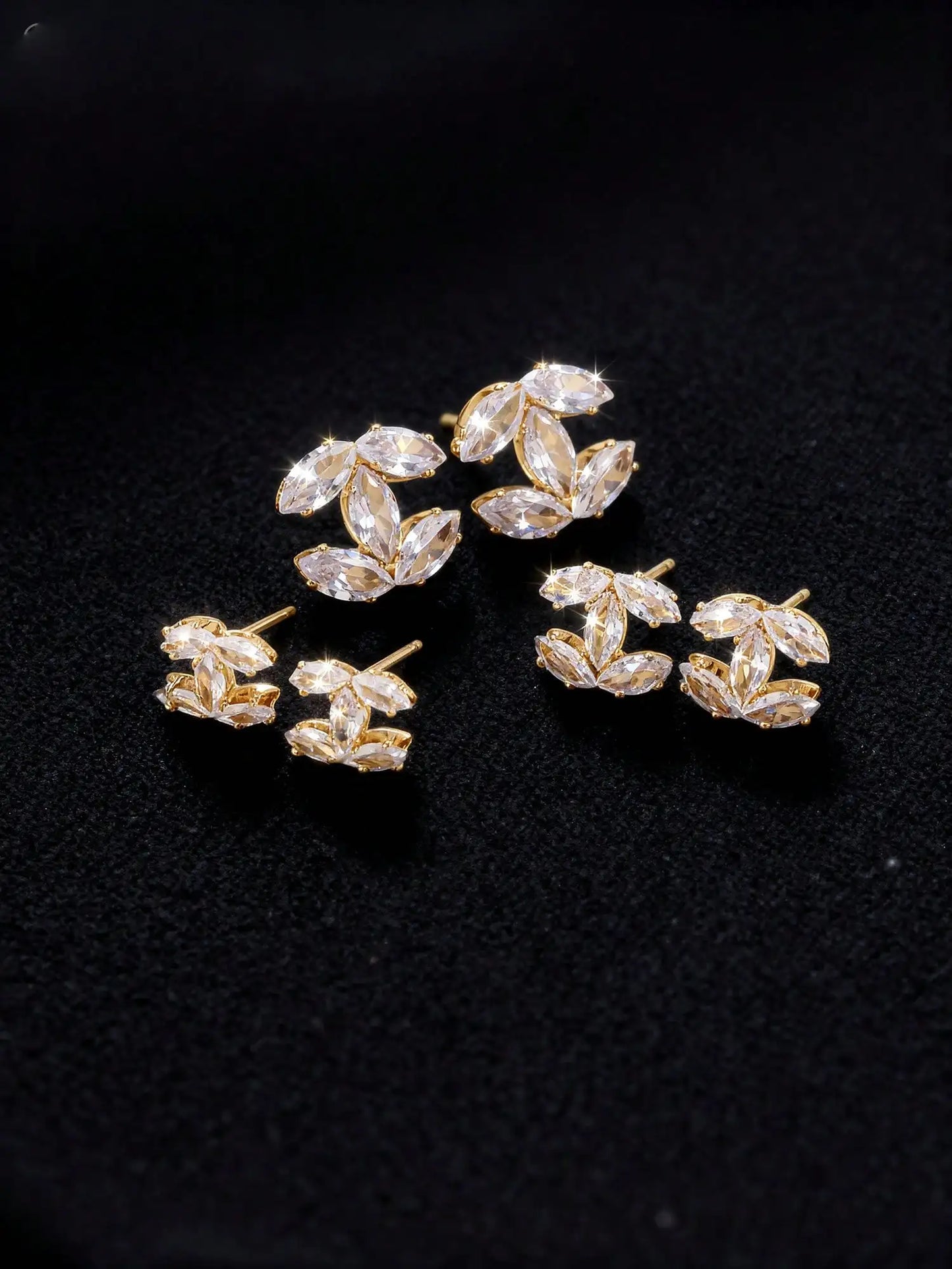 NONE Double C Zirconia Stud Earrings For Women Daily Wear