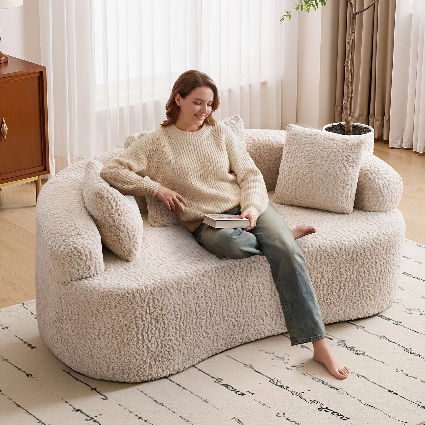 PIYRQ Modern Curved Loveseat Sofa in Plush Chenille Upholstery