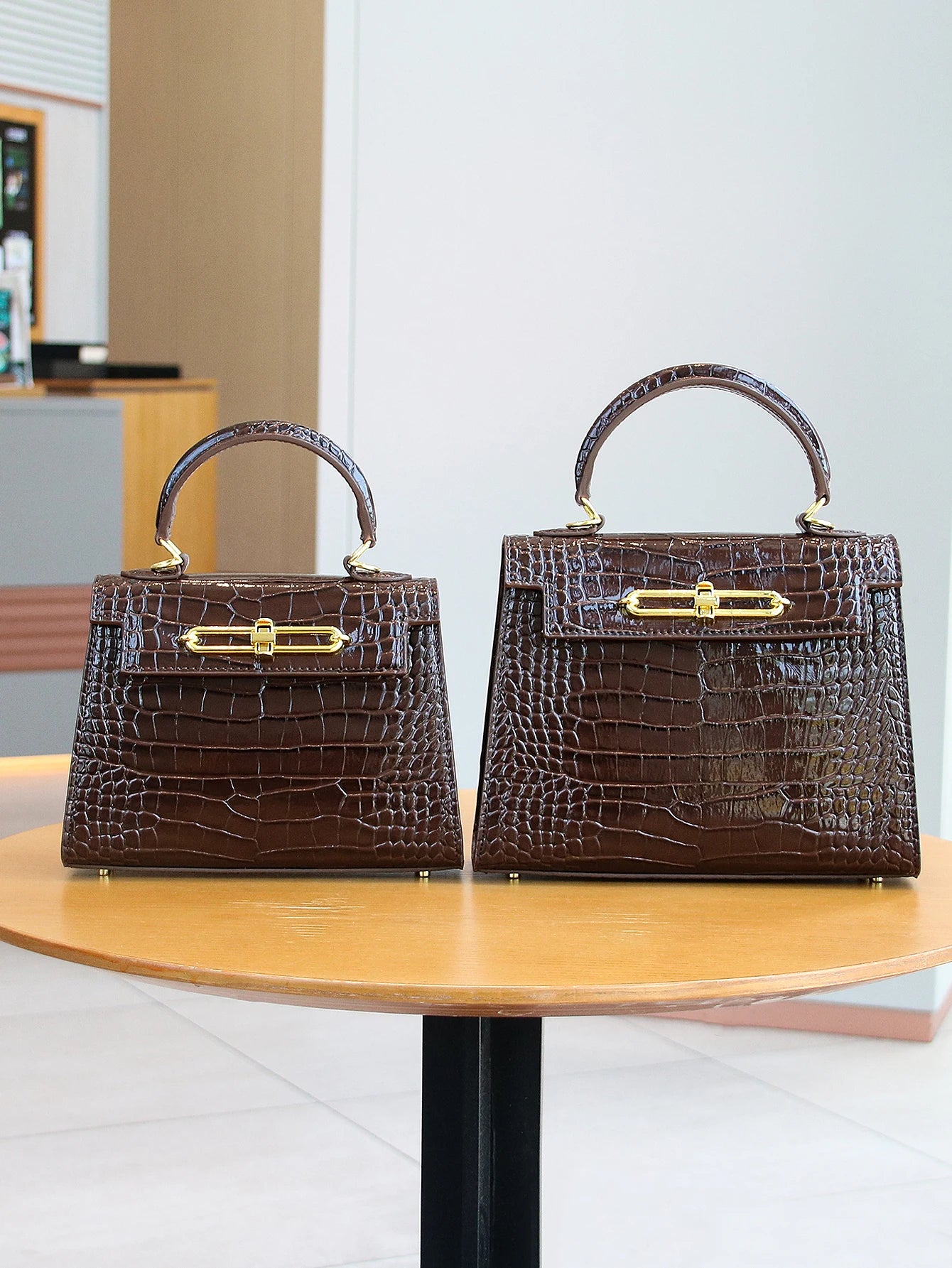 NONECN Crocodile Pattern Fashion Handbag Light Luxury Work Bag