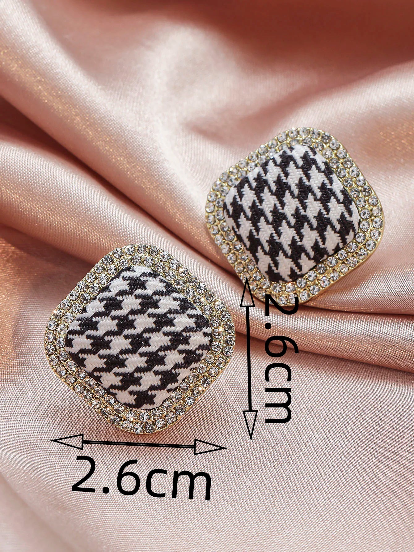 Houndstooth Stud Earrings With Rhinestone Border Gold Tone