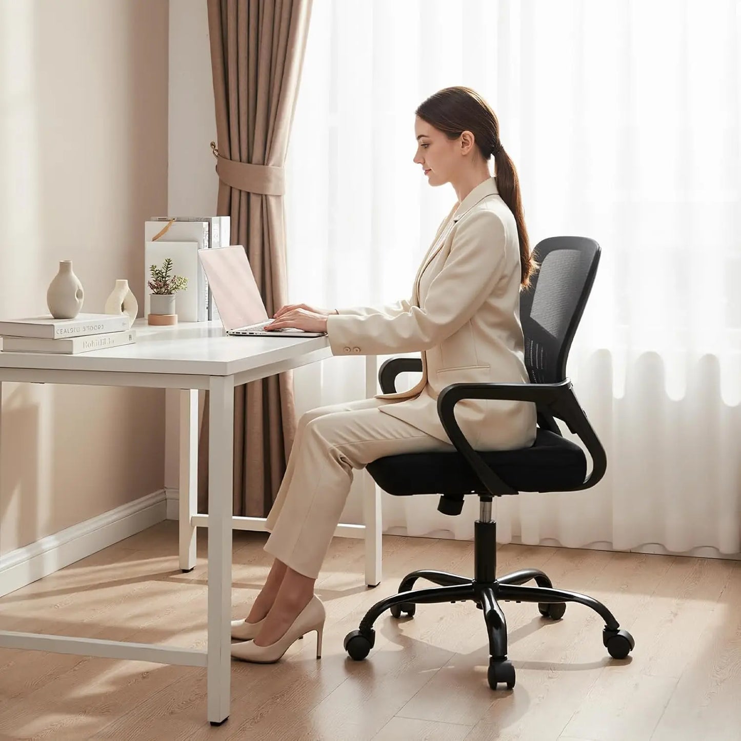 MCQ Ergonomic Mid Back Office Desk Chair With Fixed Armrests